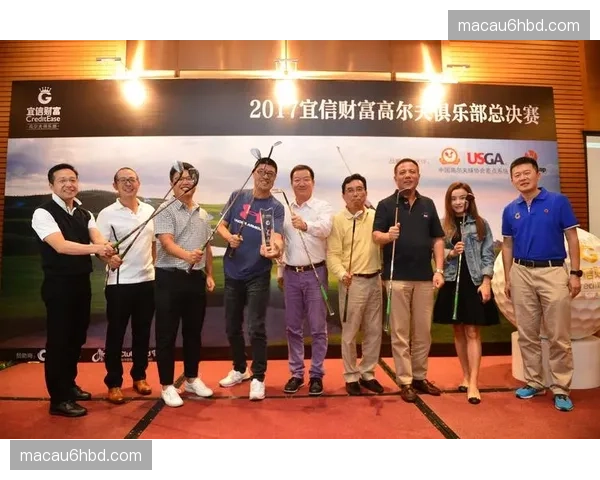 财富榜前十俱乐部商业收入占比48% 领先优势持续扩大