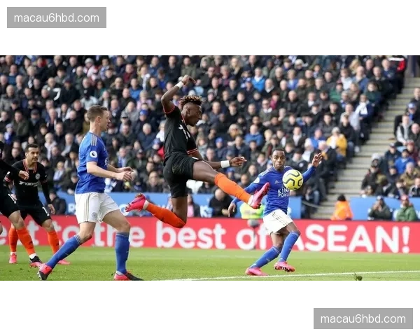 维拉中场伤病潮迫使冬窗紧急引援阵容深度评估报告